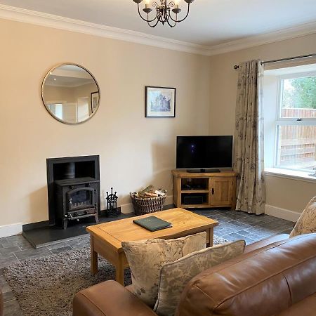 Cherry Blossom Cottage Cupar Exterior foto